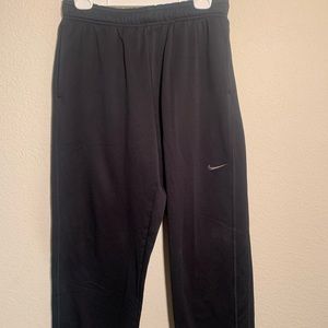 Nike therma fit sweatpants